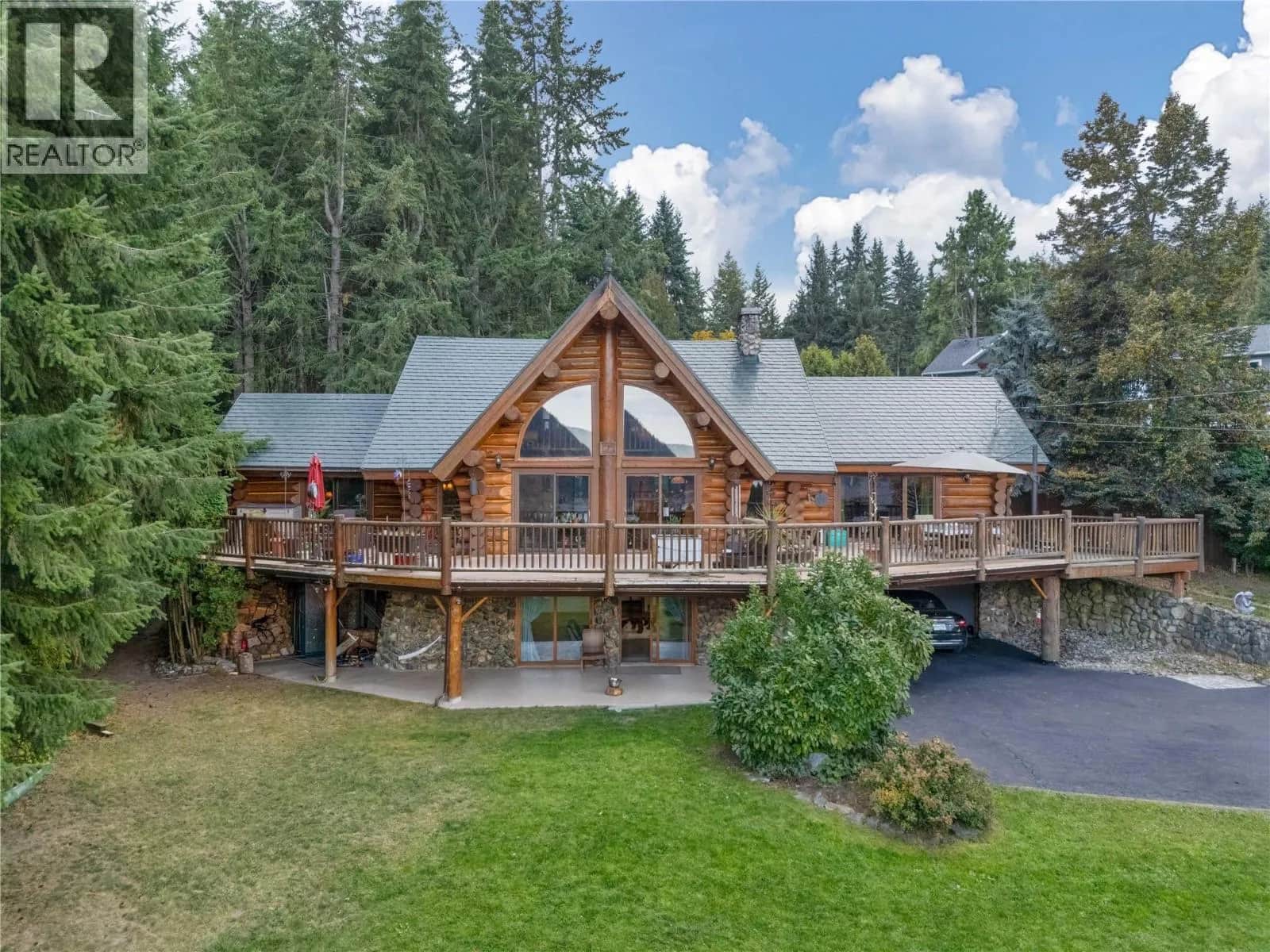 2462 Leisure Road