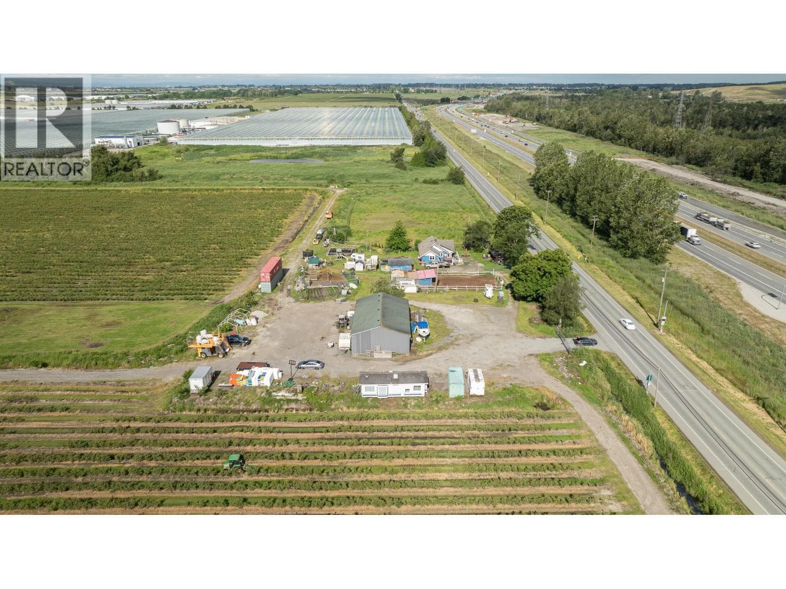 8442 LADNER TRUNK ROAD — photo 5 of 40