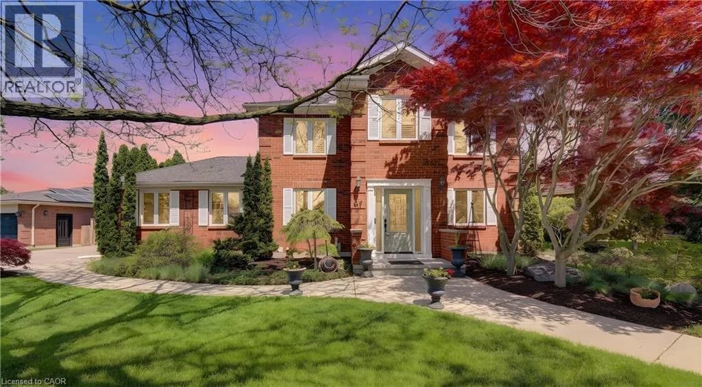 97 MANITOULIN Crescent — photo 3 of 50