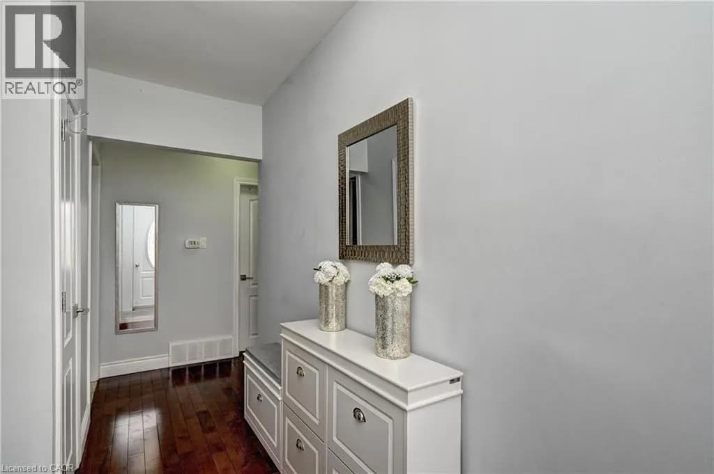 158 PLYMOUTH Road — photo 4 of 37