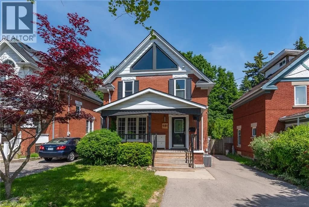 40 WOODLAND Avenue — photo 2 of 50