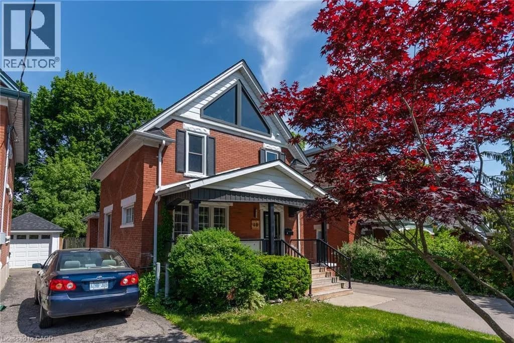 40 WOODLAND Avenue — photo 3 of 50