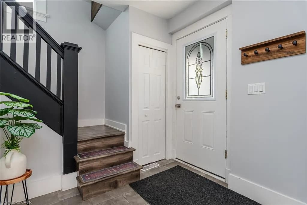 40 WOODLAND Avenue — photo 5 of 50