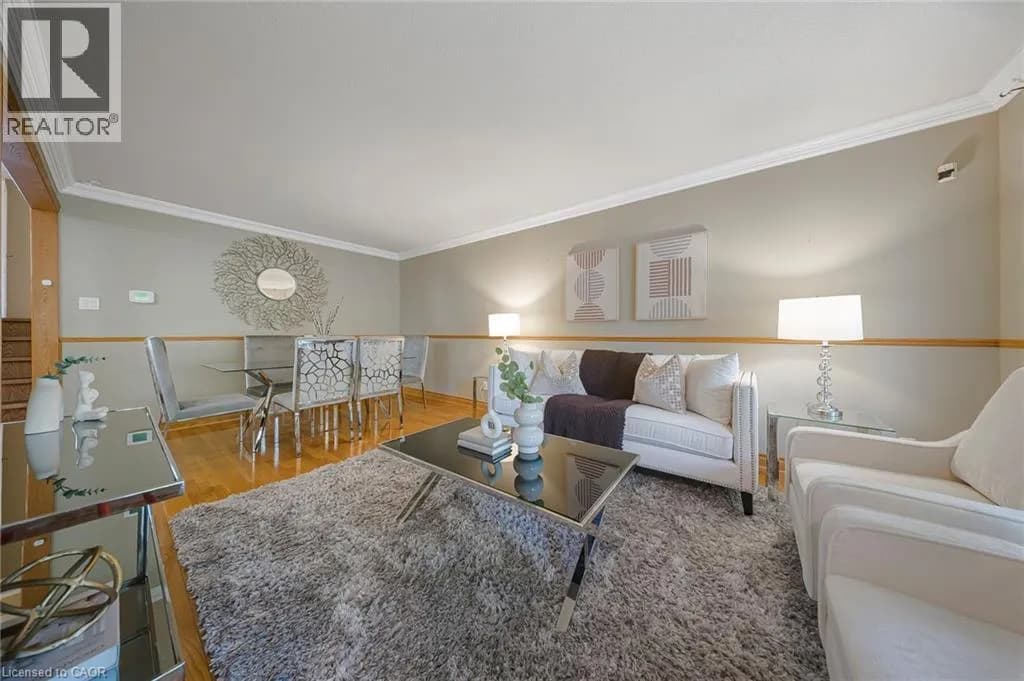124 DUNSMERE Drive — photo 3 of 50
