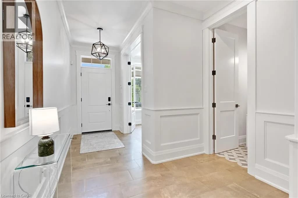 12 GEORGE Street — photo 3 of 35