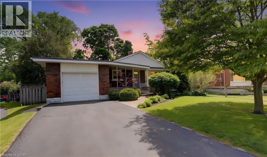 71 PINECREST Drive