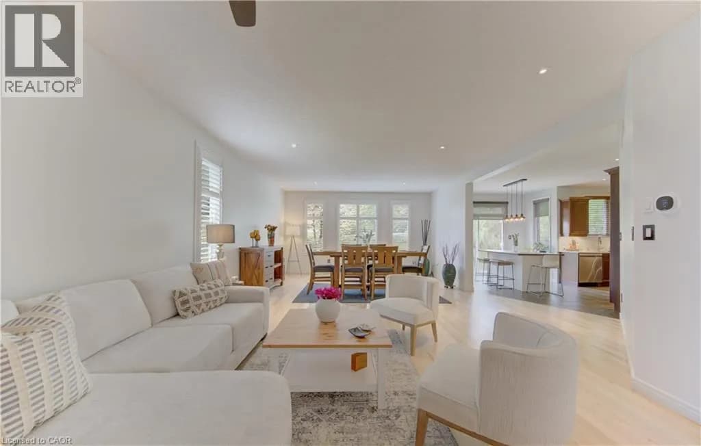 725 ZURICH Drive — photo 5 of 50
