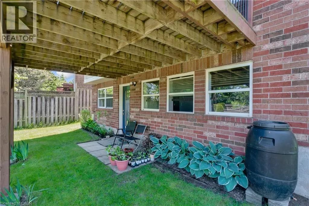 298 GARTH MASSEY Drive — photo 5 of 41