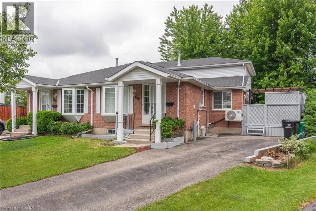 629 SETTLERSFIELD Court Unit# B — photo 2 of 50