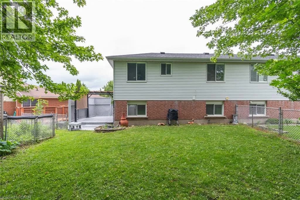 629 SETTLERSFIELD Court Unit# B — photo 4 of 50