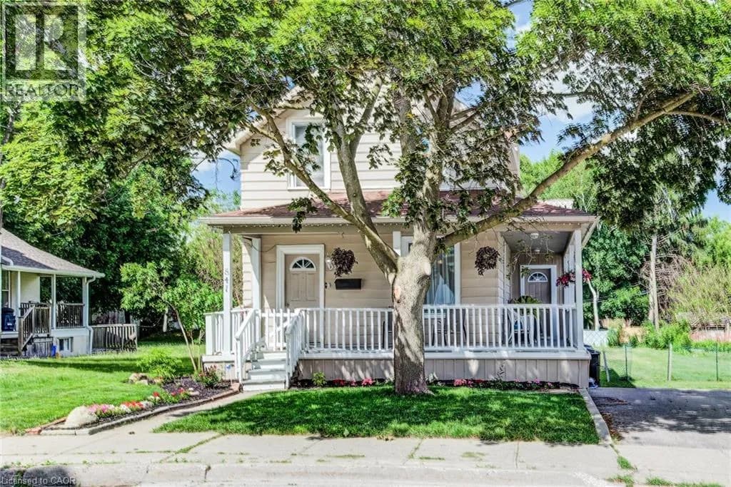 841 DUKE Street — photo 2 of 39