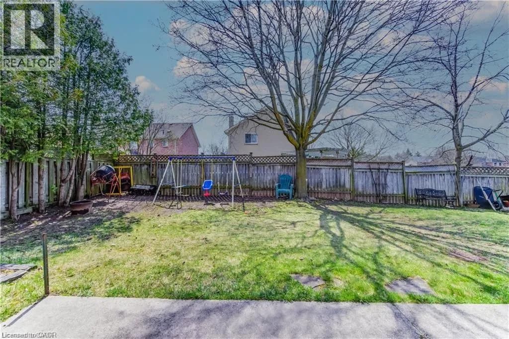 27 TASSIE Lane — photo 3 of 6