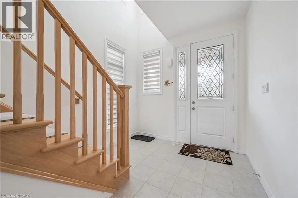 153 RIVERTRAIL Avenue — photo 4 of 43