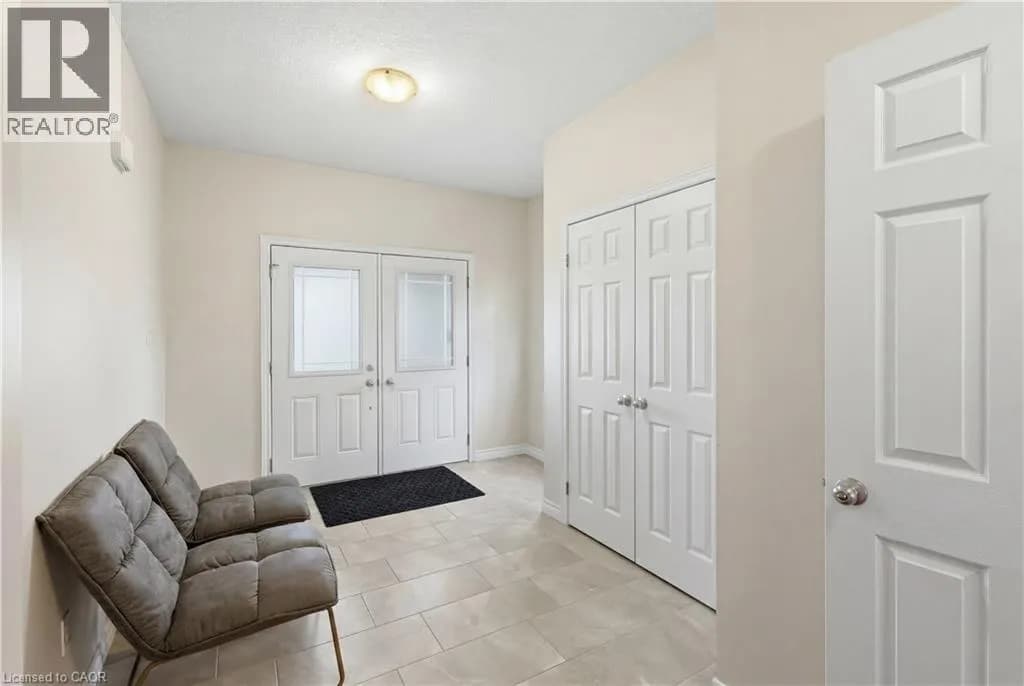 399 RIDEAU RIVER Street — photo 4 of 46