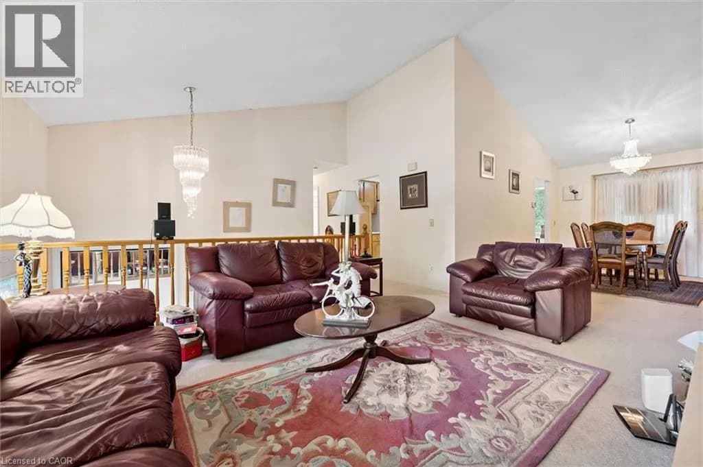 176 SANDFORD FLEMING Drive — photo 5 of 32