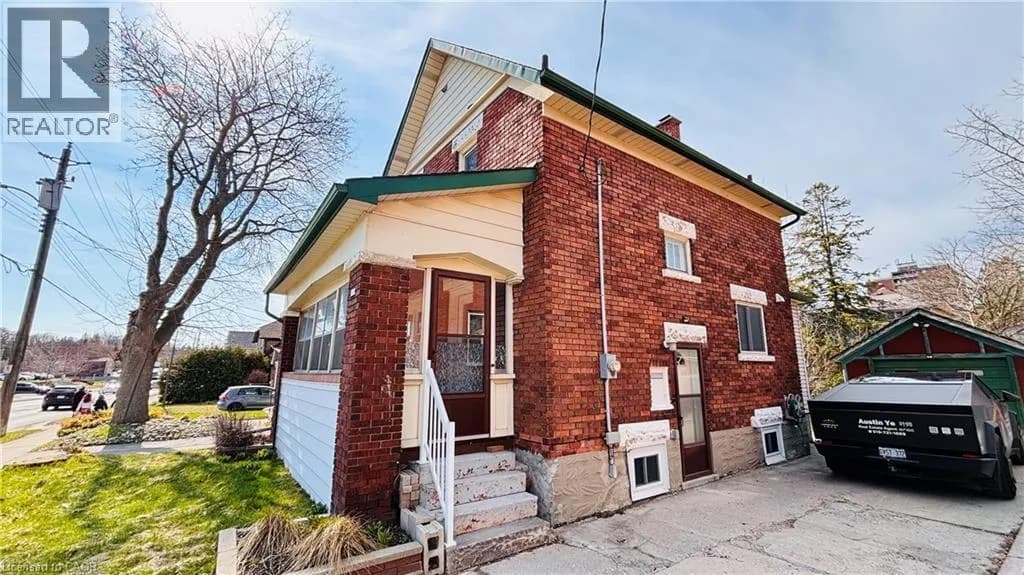 138 GLASGOW Street — photo 5 of 28