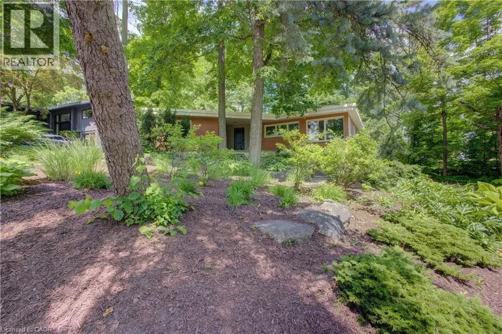 294 ALGONQUIN Drive — photo 4 of 49