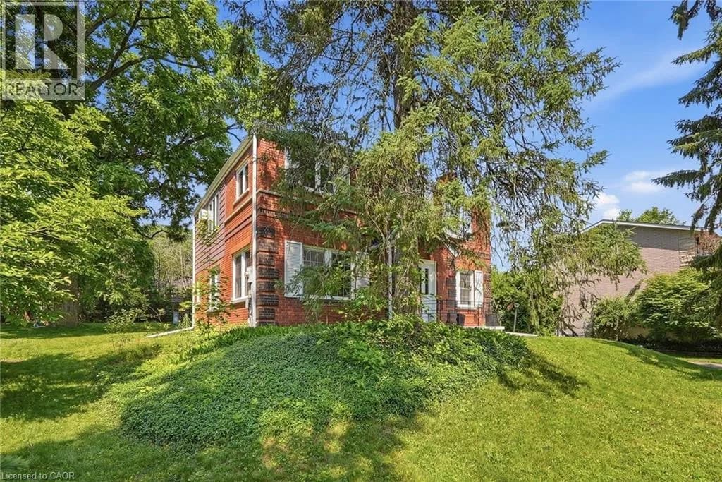 214 WEST RIVER Road — photo 3 of 50