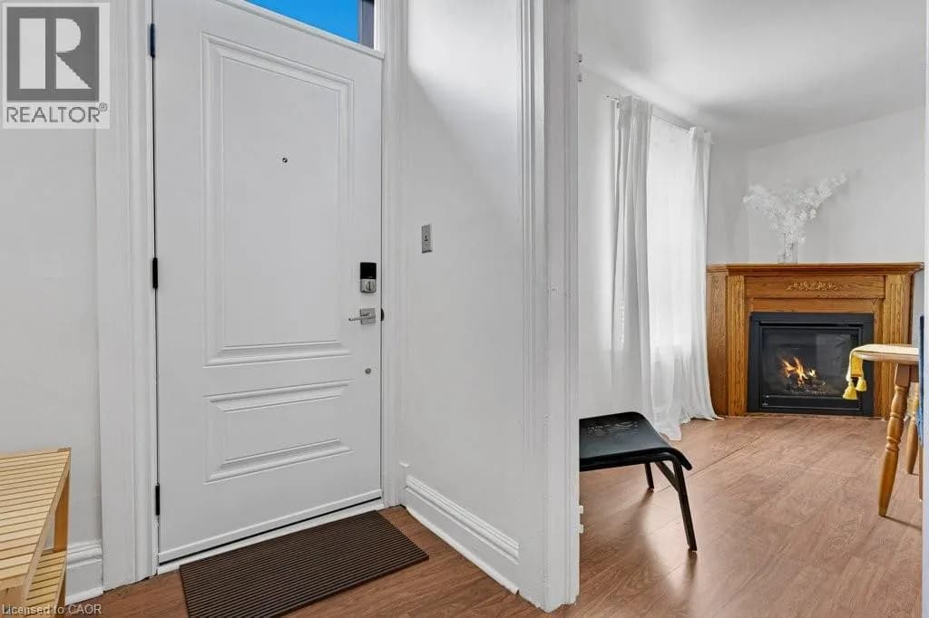 156 ST ANDREWS Street — photo 5 of 31