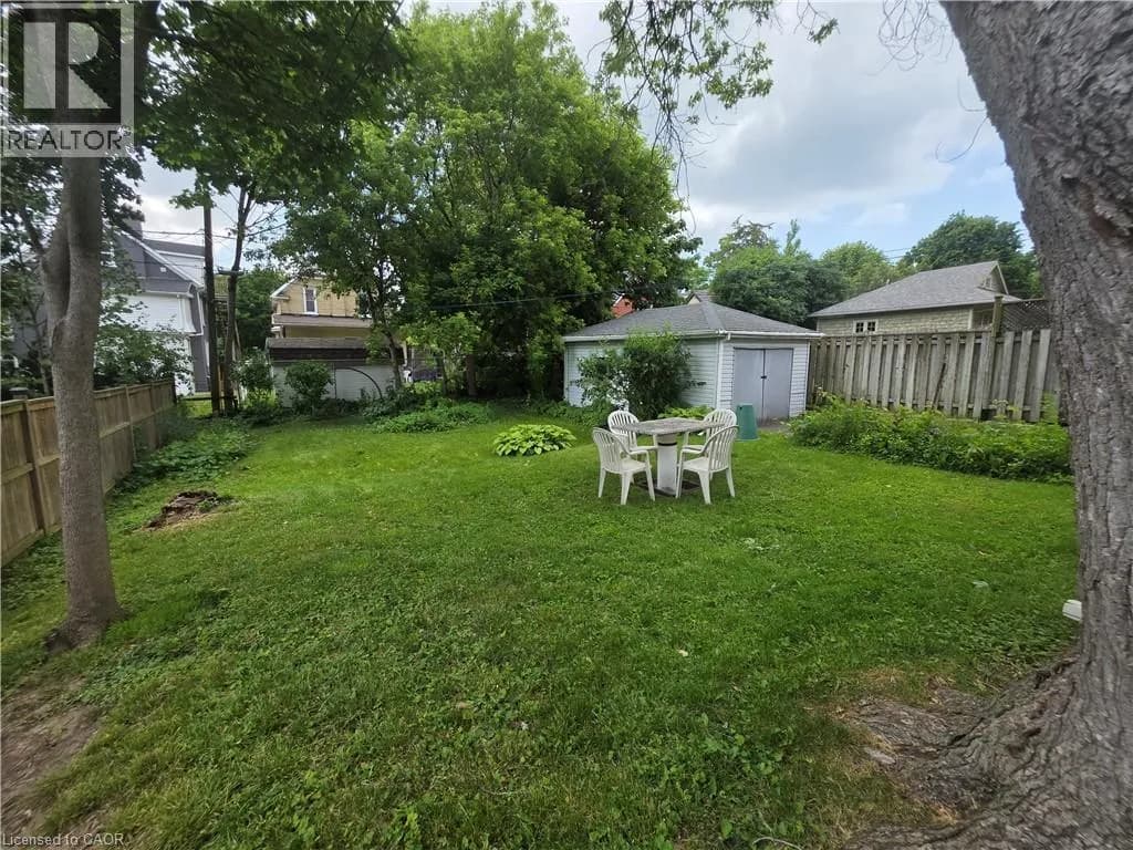 20 FAIRVIEW Avenue — photo 3 of 31