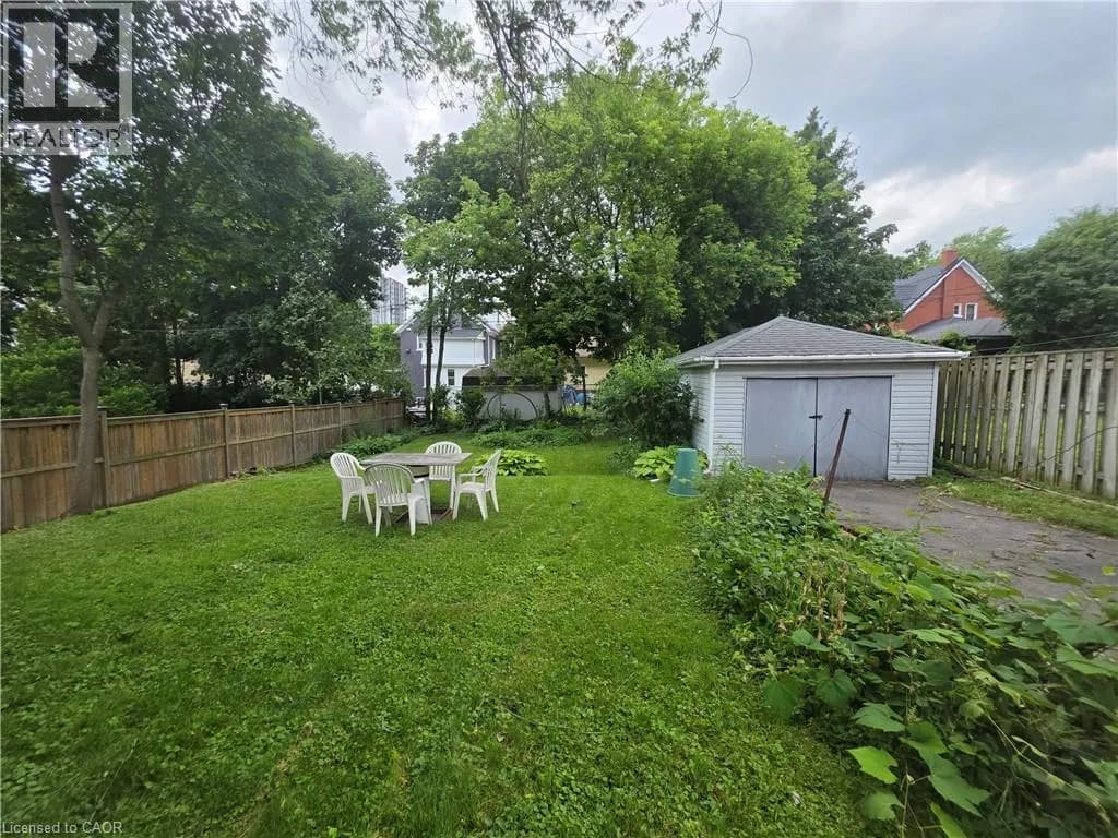 20 FAIRVIEW Avenue — photo 4 of 31