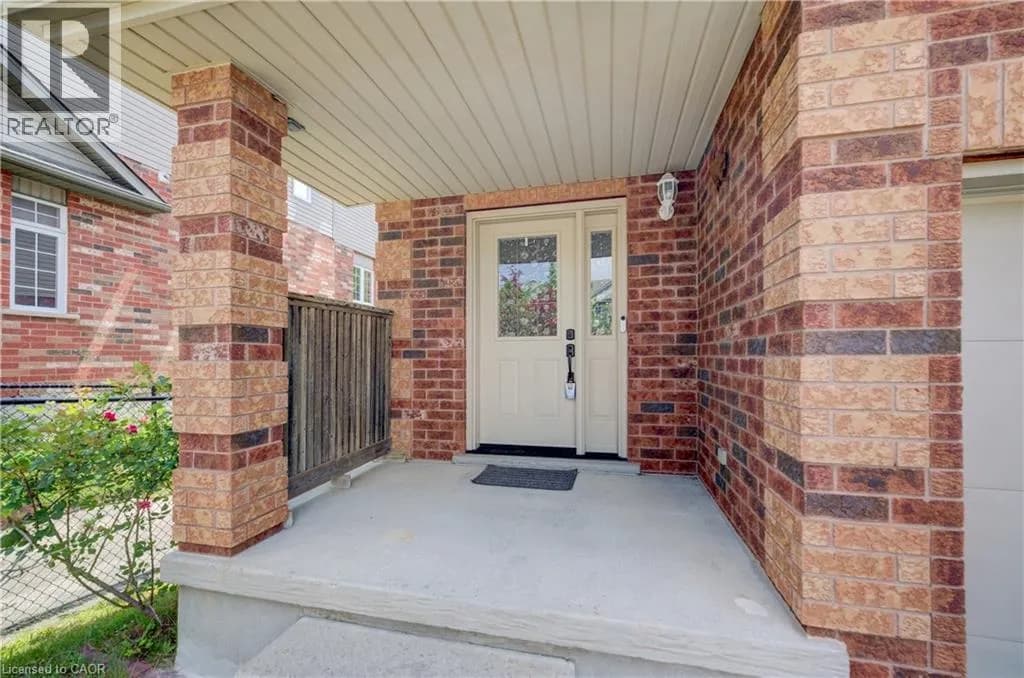 569 VIOLET Street — photo 2 of 33