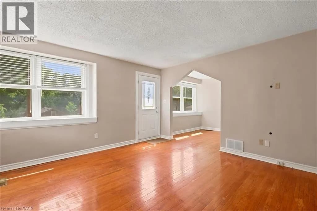 22 RAMORE Street — photo 4 of 42