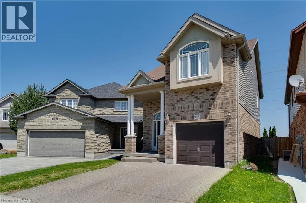 928 DUNBLANE Court — photo 3 of 50
