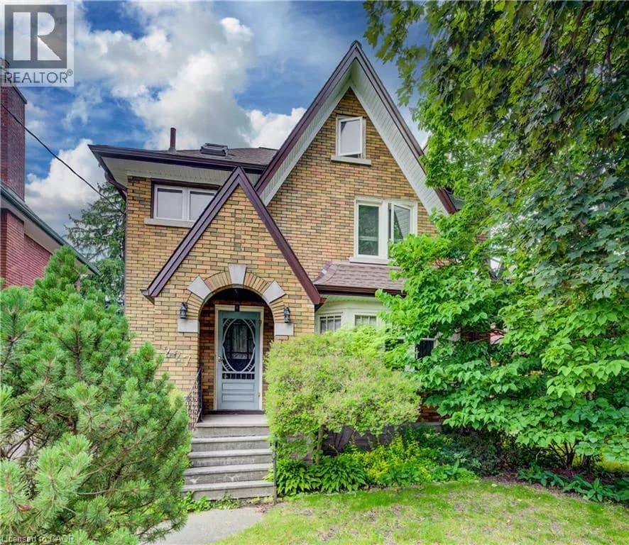 227 LYDIA Street