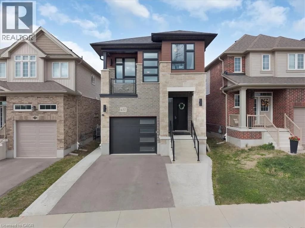 657 BENNINGER Drive