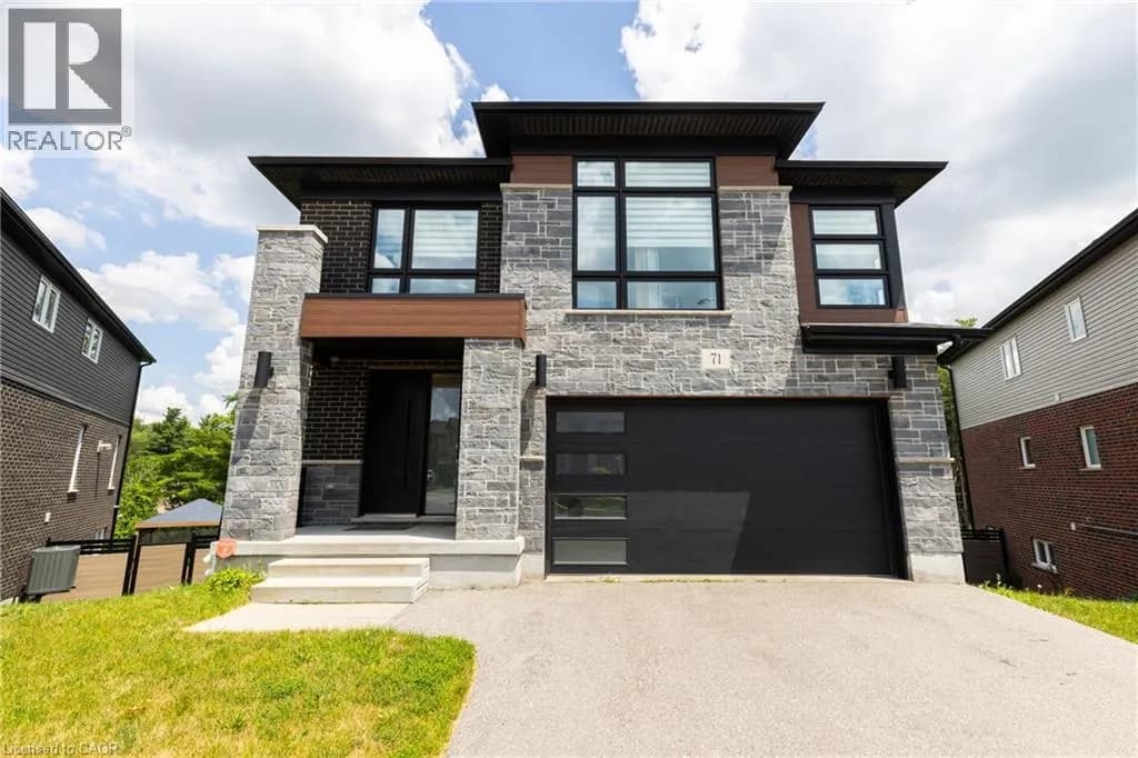 71 IAN ORMSTON Drive