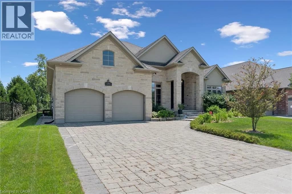 596 REGAL Place — photo 4 of 50