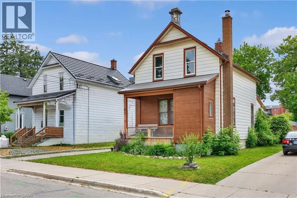 43 HENRY Street — photo 2 of 30