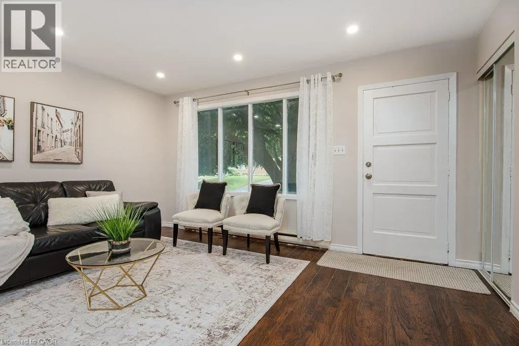 185 CEDARVALE Crescent Unit# A — photo 2 of 46