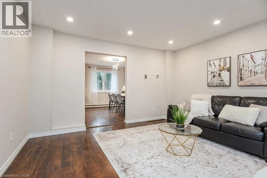 185 CEDARVALE Crescent Unit# A — photo 5 of 46