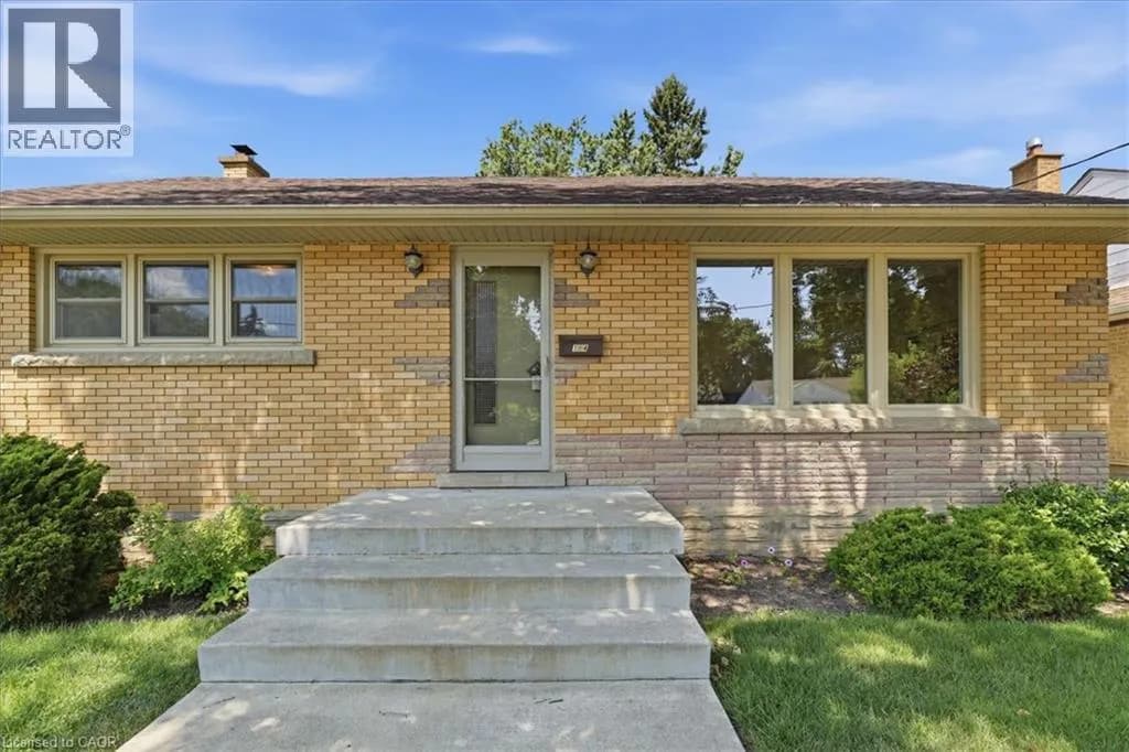 184 MURDOCK Avenue — photo 5 of 43
