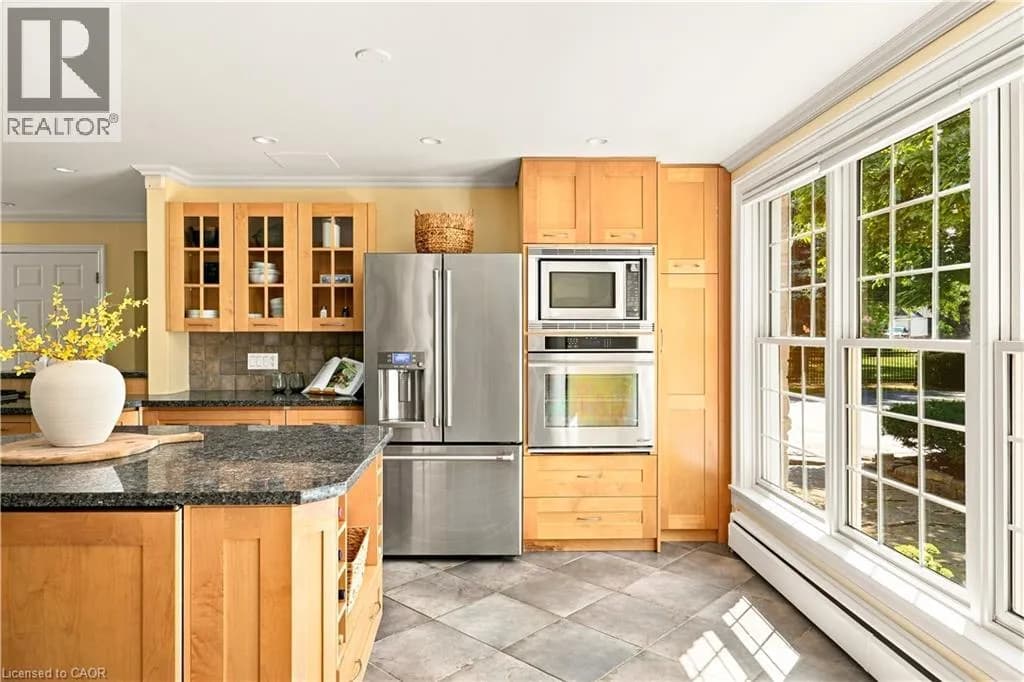 290 BRIDGEPORT Road E — photo 5 of 50