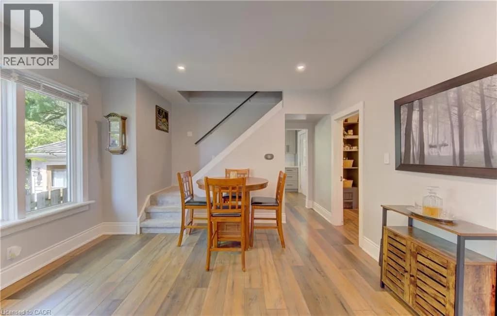 140 GLASGOW Street — photo 4 of 20