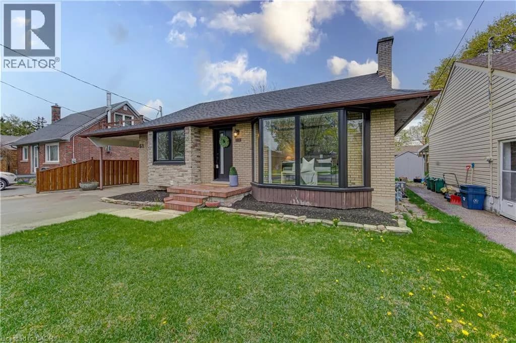 51 ROSEMOUNT Drive — photo 2 of 27