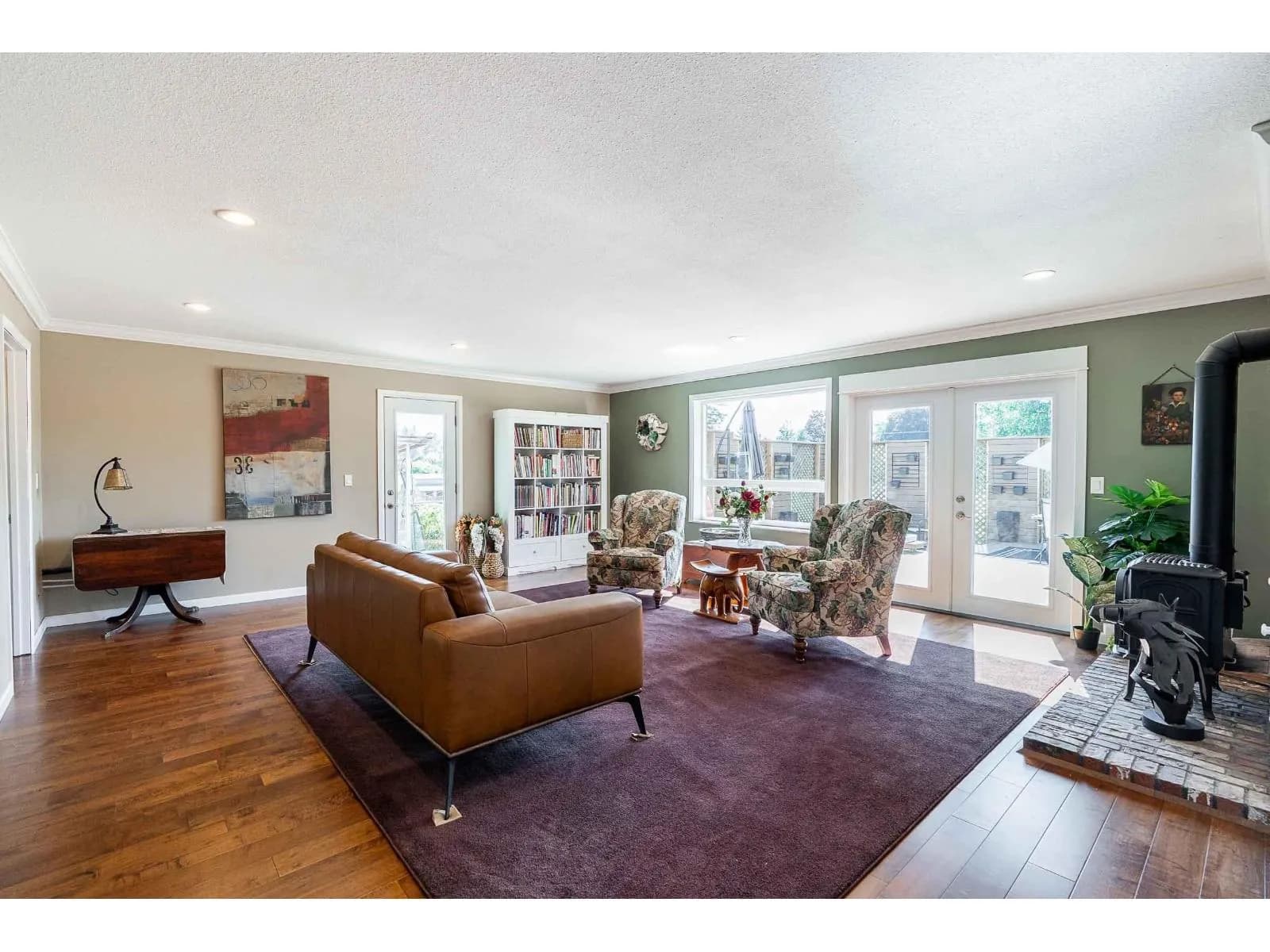 24862 16 AVENUE — photo 4 of 36