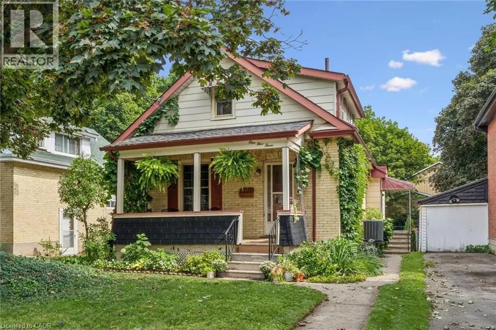 153 HEWAT Street — photo 3 of 37
