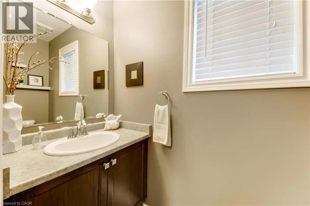 143 RIEHM Street — photo 4 of 44