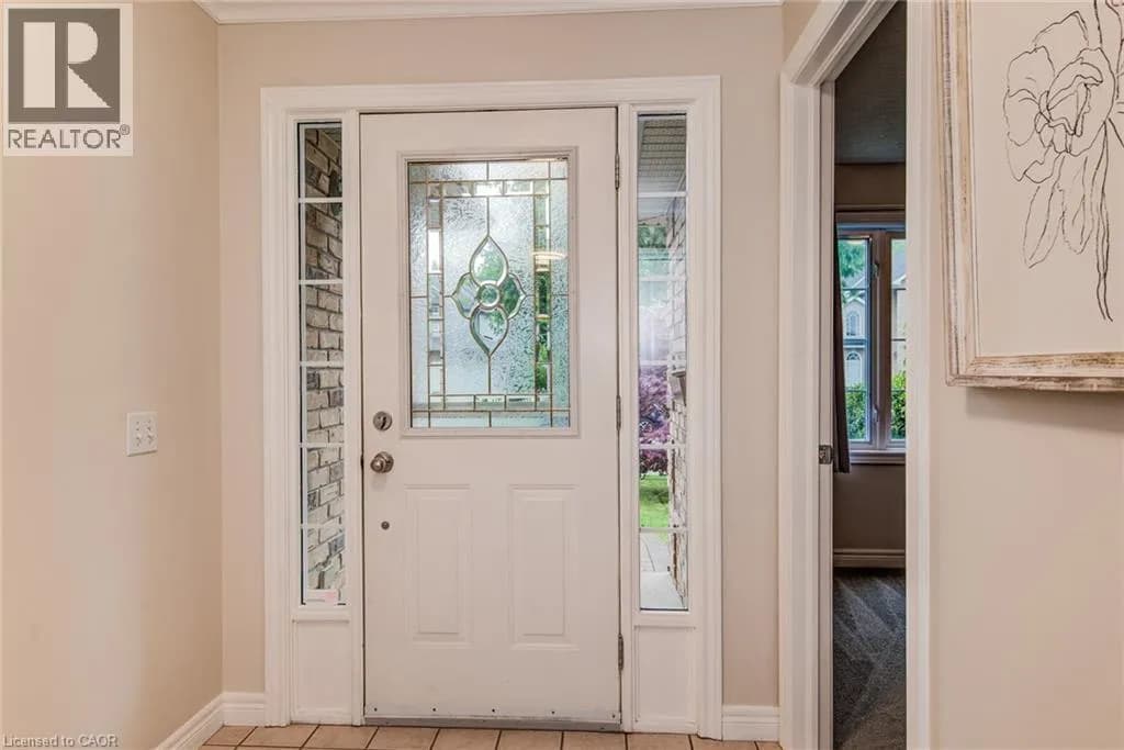 670 SALZBURG Drive — photo 4 of 40