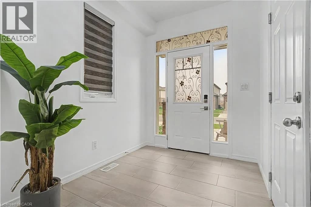 79 BEAUCHAMP Drive — photo 2 of 47