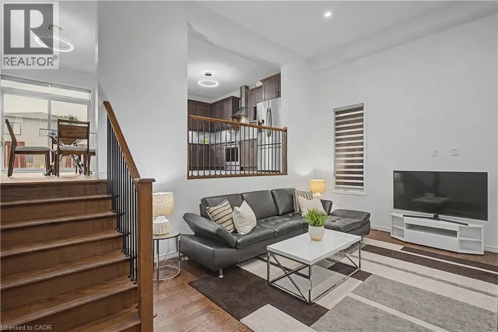 79 BEAUCHAMP Drive — photo 4 of 47