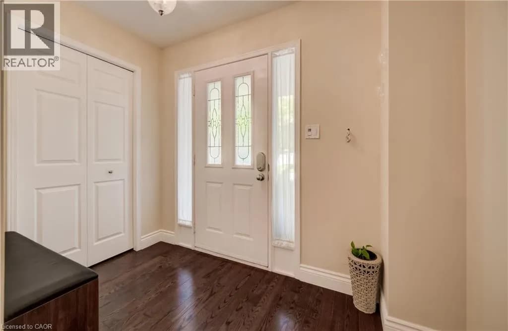 451 BURNETT Avenue — photo 5 of 43