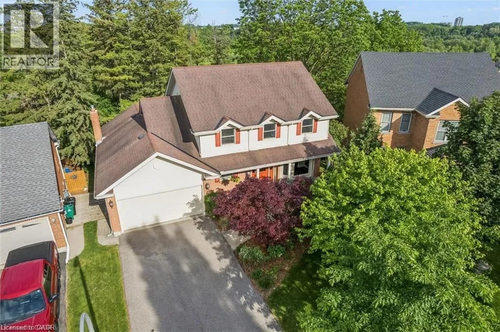 21 TINATAWA Court