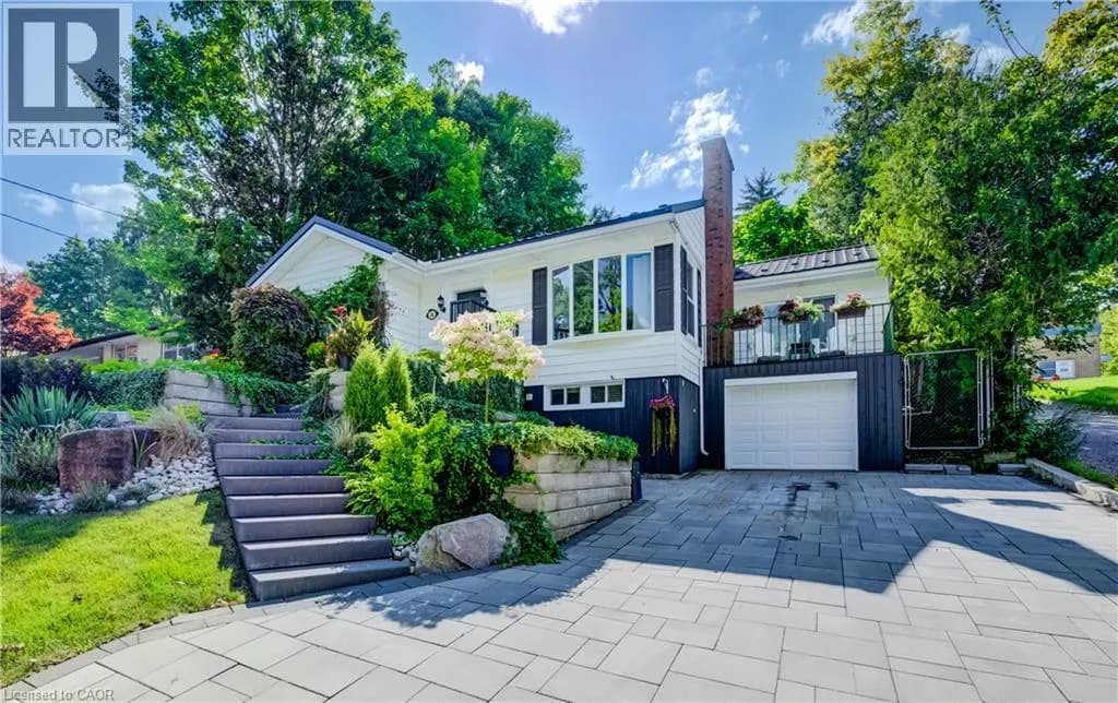 24 FOREST Road — photo 3 of 50