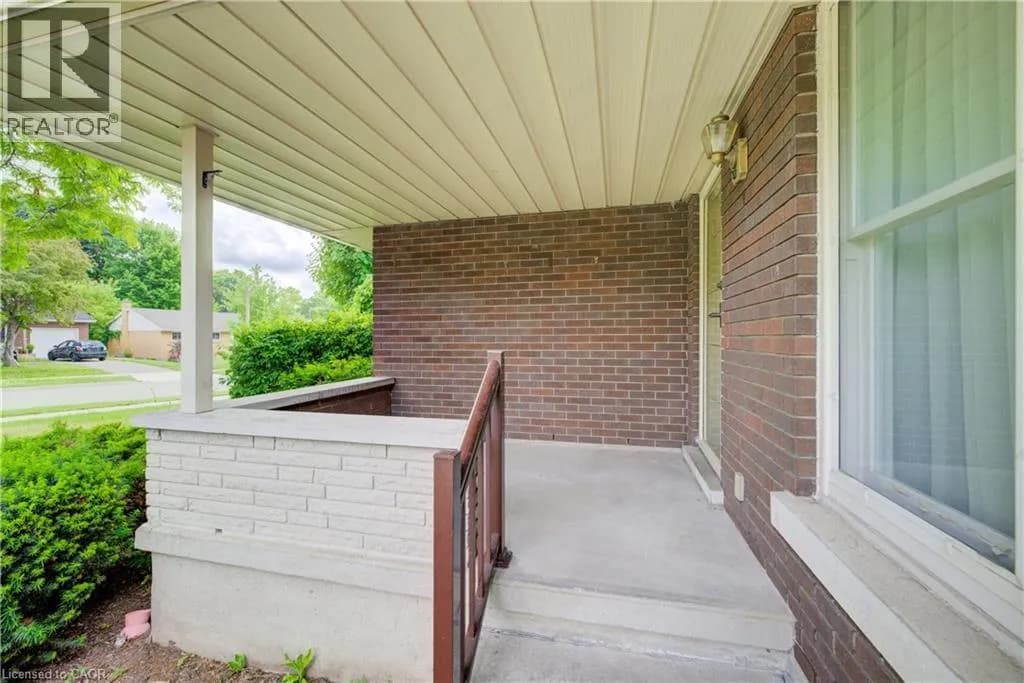 244 ROYAL Street — photo 4 of 49