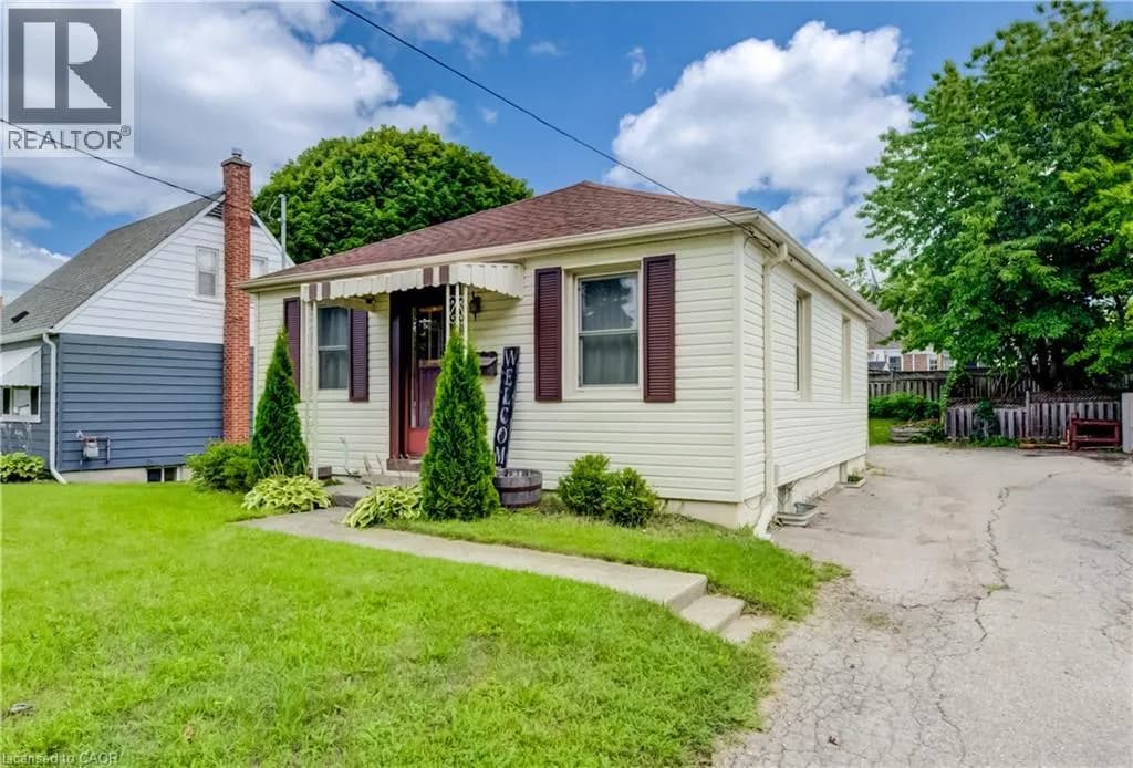 34 ST CLAIR Avenue — photo 4 of 29